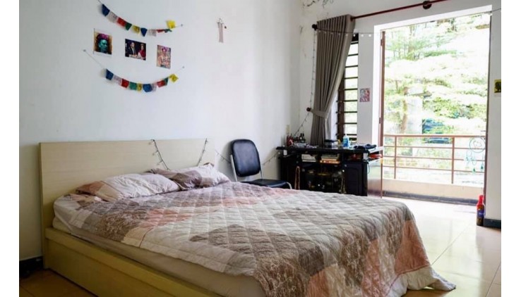 Nhà Chính Chủ Bán Gấp 8 Tỷ X, Nhà Đẹp Ở Ngay 4 Tầng BTCT, Hẻm 5m